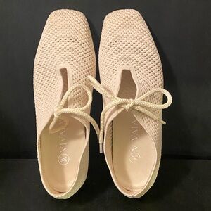 VIVAIA Margot Cream Mesh Eyelet Square Toe Tie up Ballet Flats sz 37